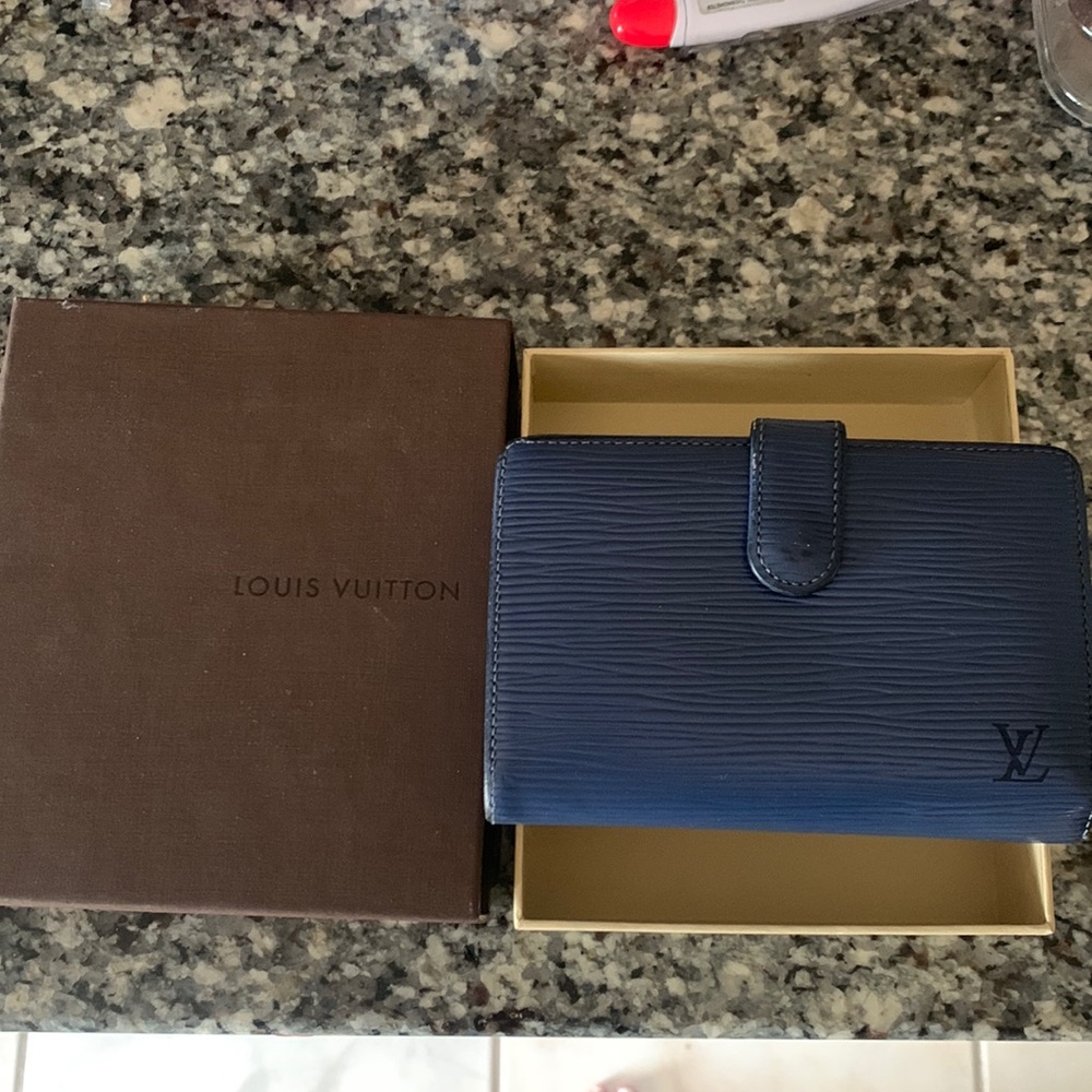 Louis Vuitton epi blue wallet
